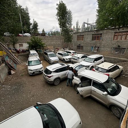 Hotel Border View Kargil Exterior foto