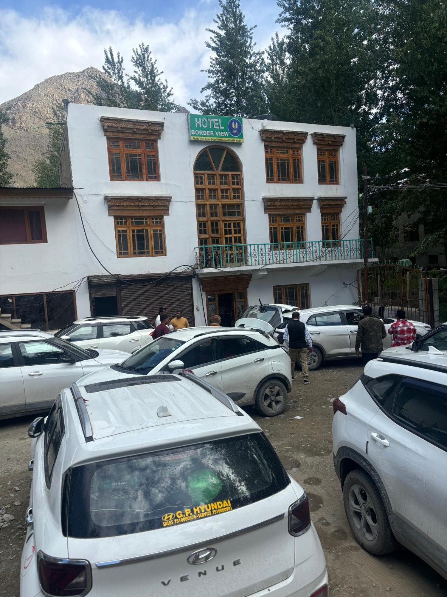 Hotel Border View Kargil Exterior foto